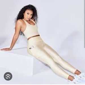 Fabletics Eniko Heart Collection- Top and Leggings Set
